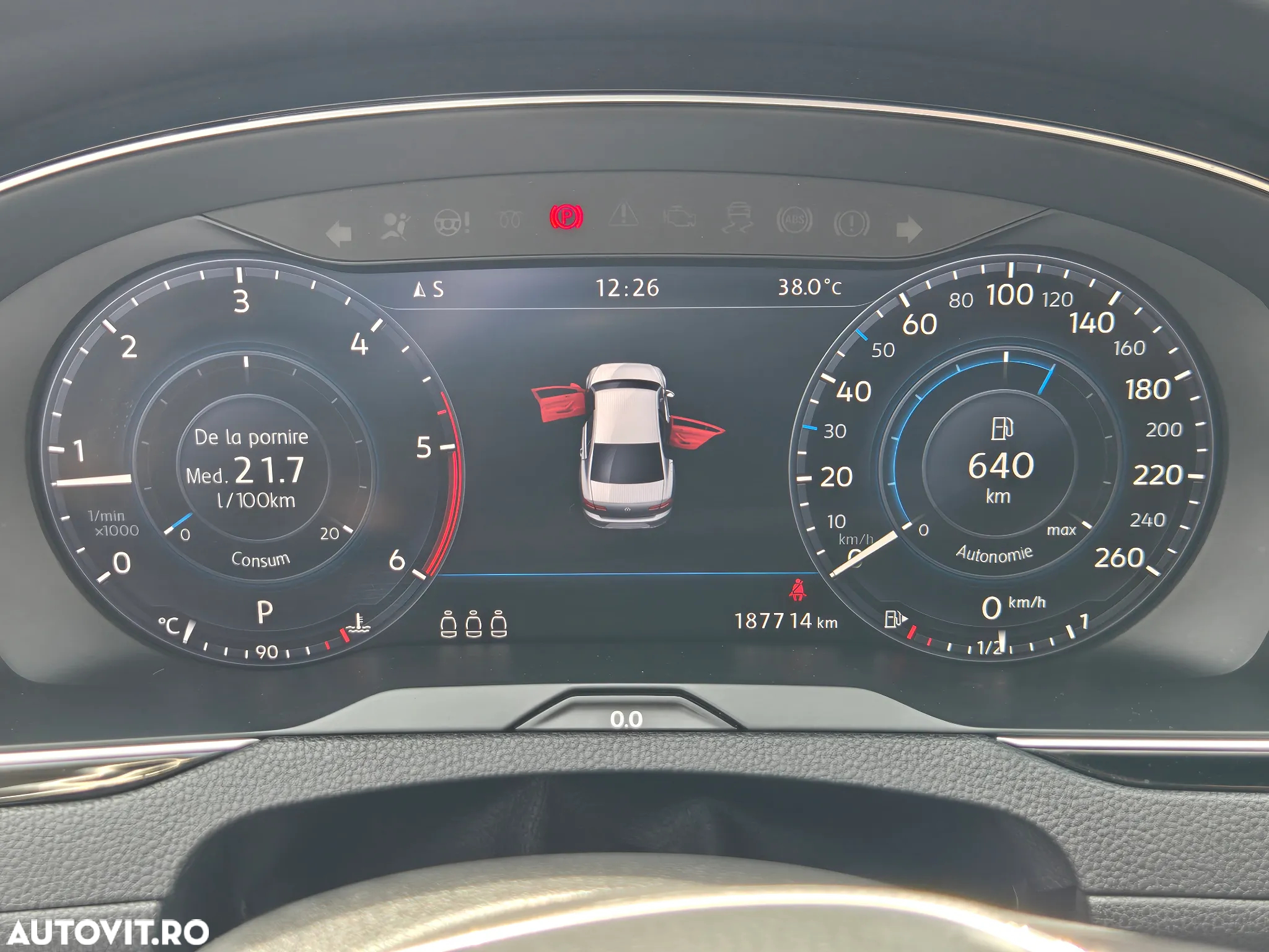 Volkswagen Passat - 4