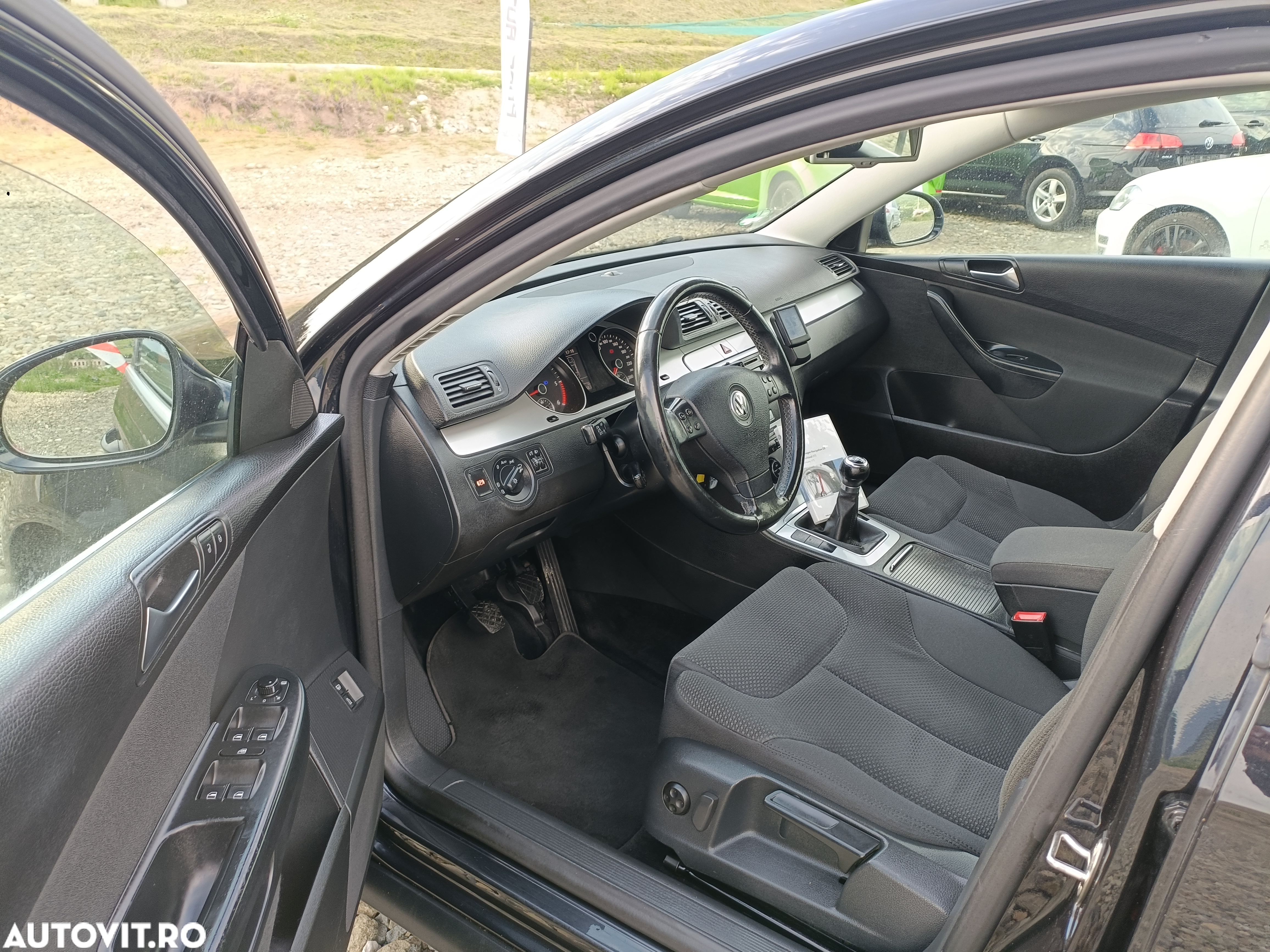 Volkswagen Passat 2.0 Blue TDI SCR Comfortline - 16