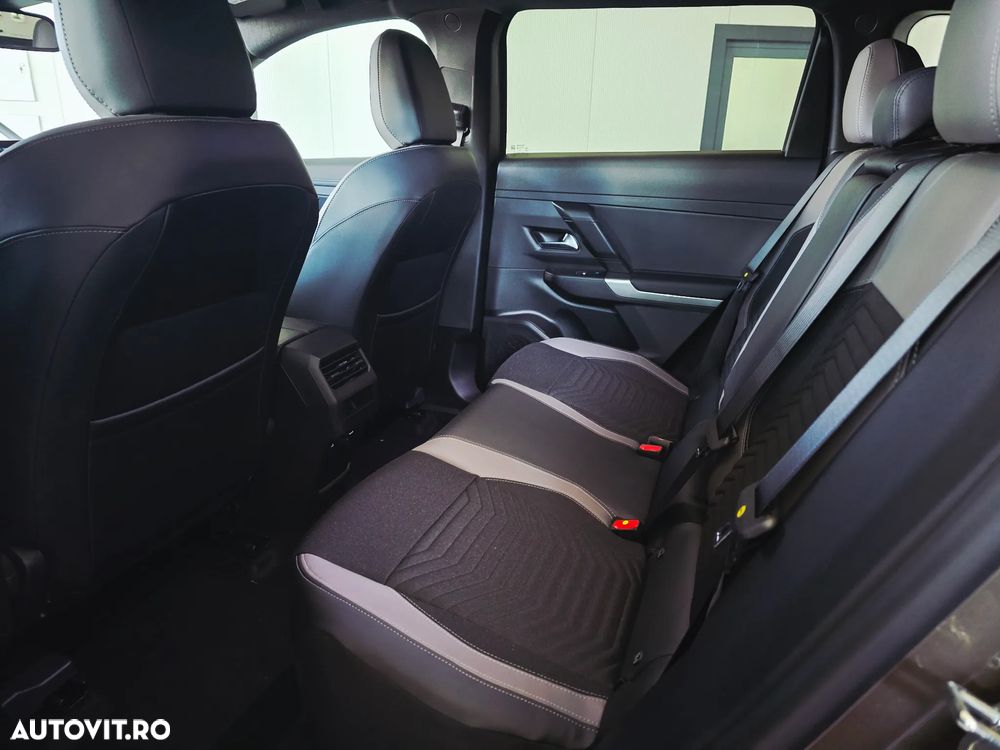 Jeep Compass 1.2 e-Hybrid DCT6 First Edition - 13
