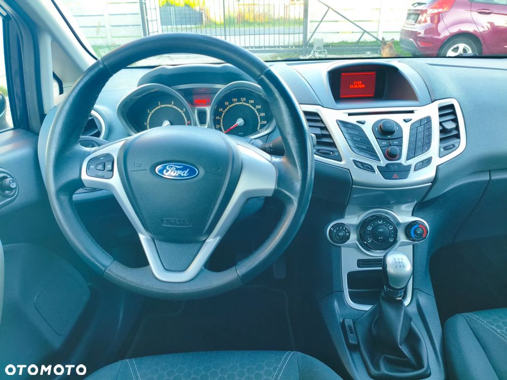 Ford Fiesta 1.25 Titanium - 19