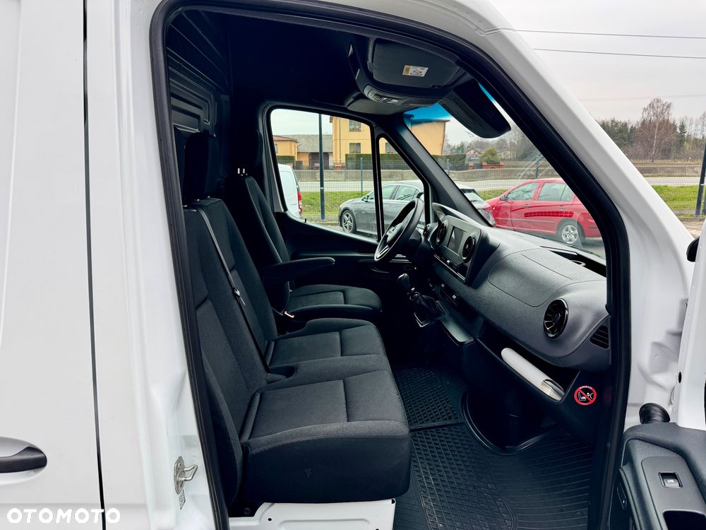 Mercedes-Benz Sprinter 214 CDI Średni Wysoki - 14