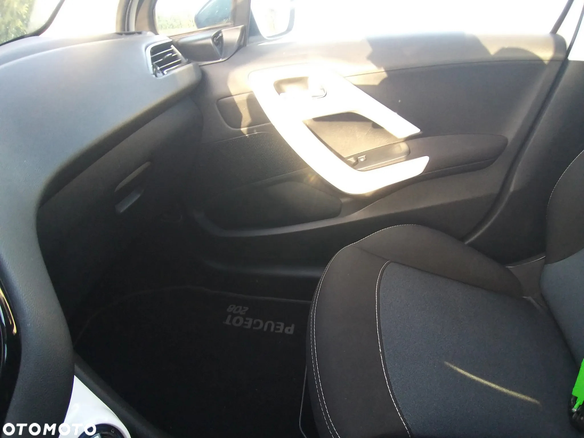 Peugeot 208 PureTech 68 Like - 13