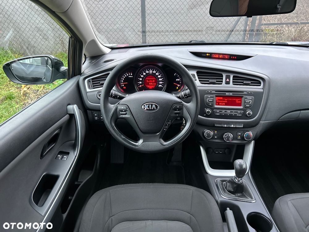 Kia Ceed 1.4 Business Line - 6