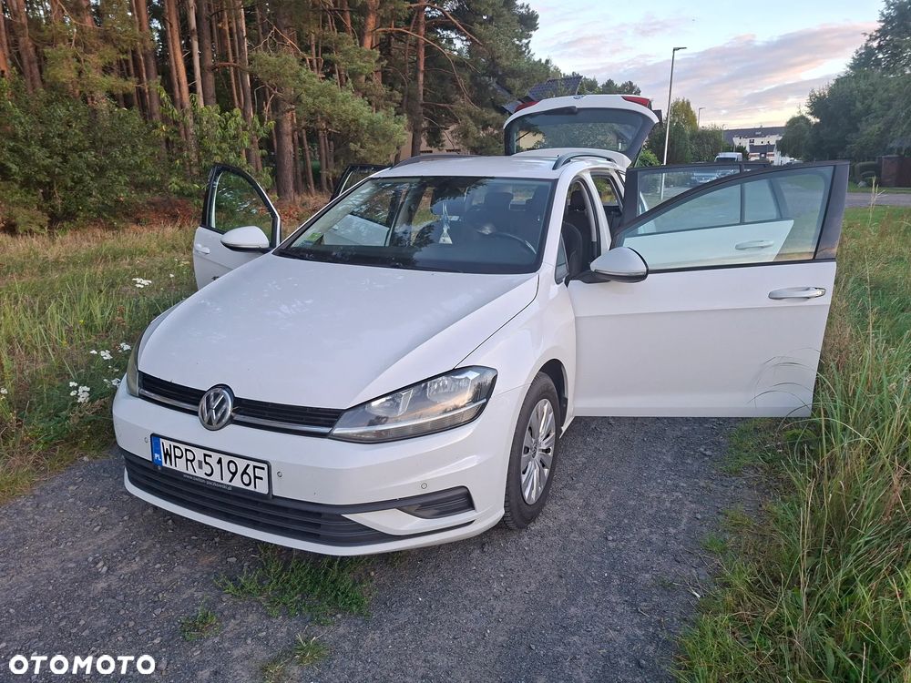 Volkswagen Golf - 5