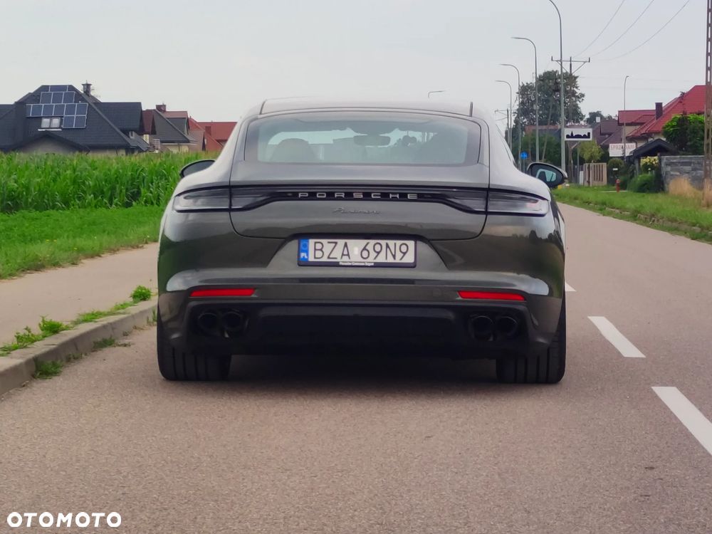 Porsche Panamera 4 Platinum Edition - 31