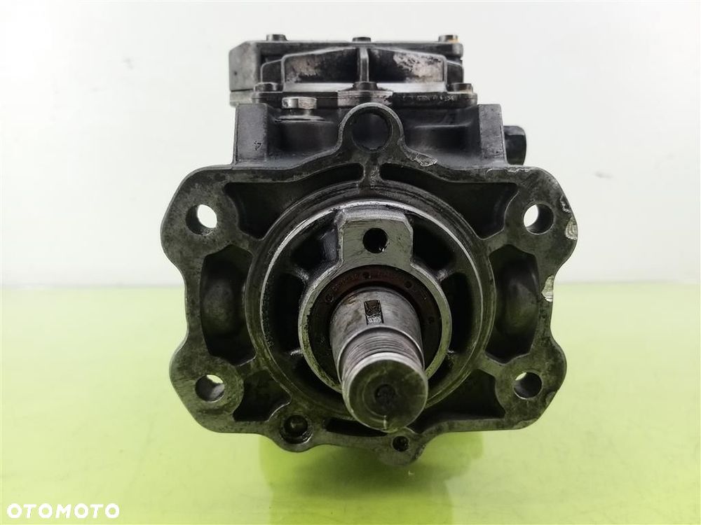 Pompa wtryskowa BMW E46 1998-2007 2,0 D 0281010888 ORYGINAŁ - 5