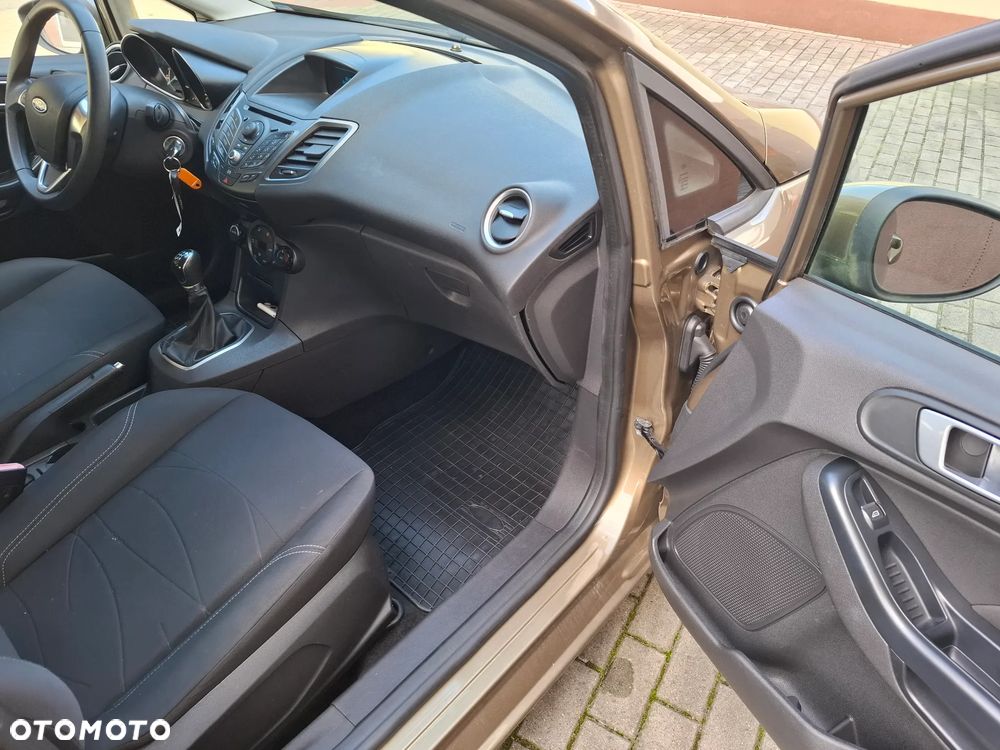 Ford Fiesta 1.5 TDCi Celebration - 11