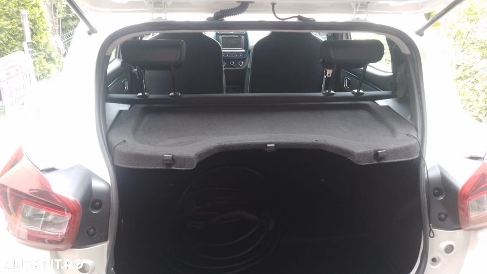 Dacia Spring - 12