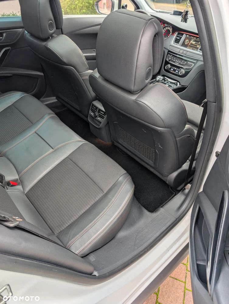 Peugeot 508 RXH 2.0 HDi HYbrid4 - 25