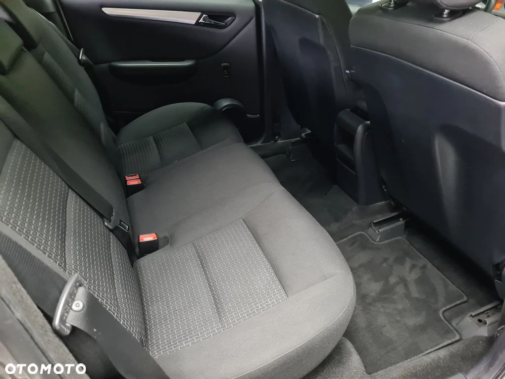Mercedes-Benz Klasa B 180 CDI DPF SPORT EDITION - 16