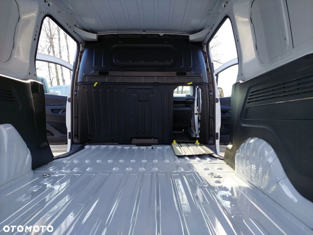 Toyota Proace City - 9