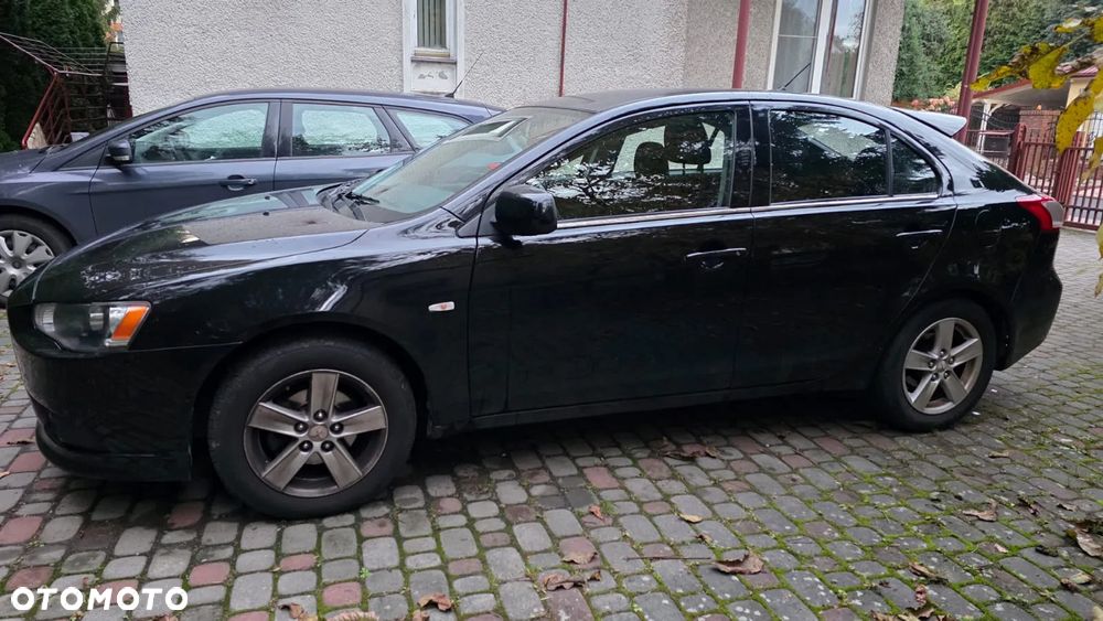 Mitsubishi Lancer 1.8 Invite - 5