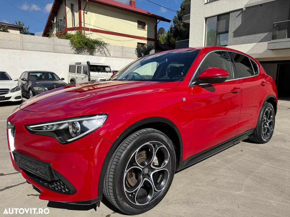 Alfa Romeo Stelvio 2.0 Turbo AWD AT8 Estrema - 1