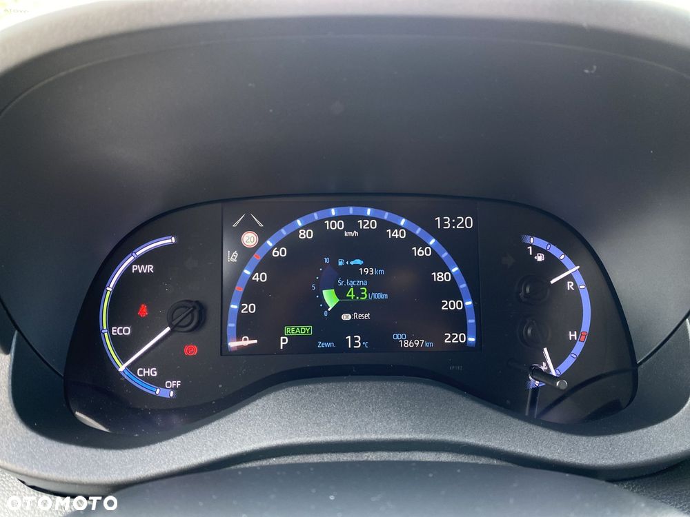 Toyota Yaris Cross - 19
