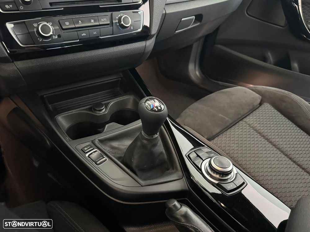 BMW 118 i Pack M - 22