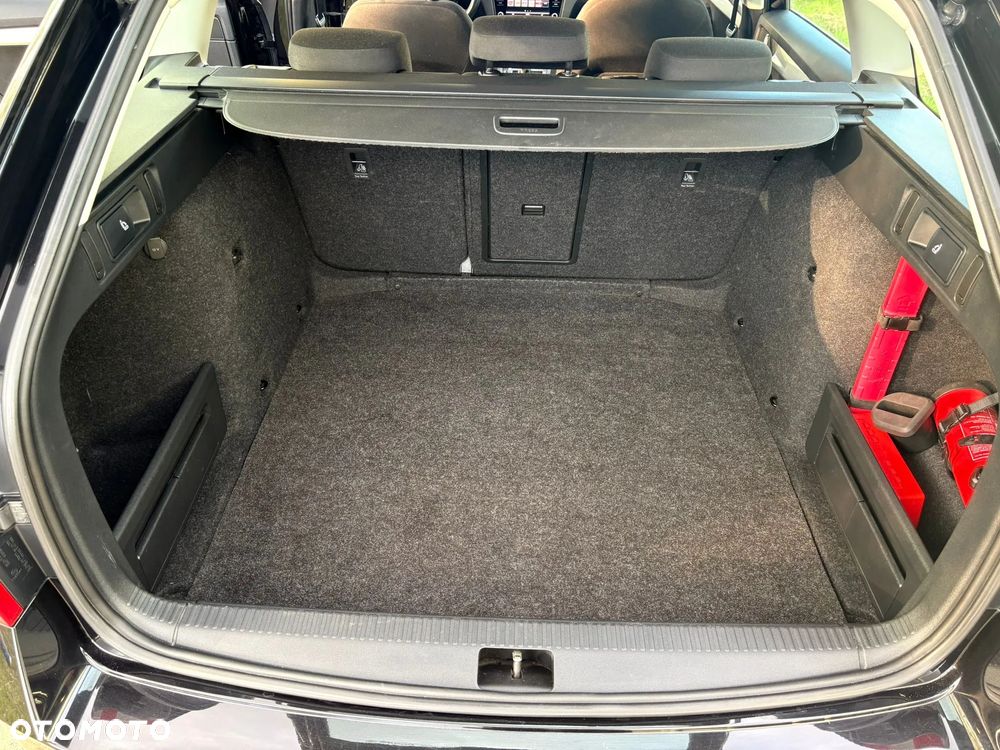 Skoda Octavia ver-1-6-tdi-scr-ambition - 10