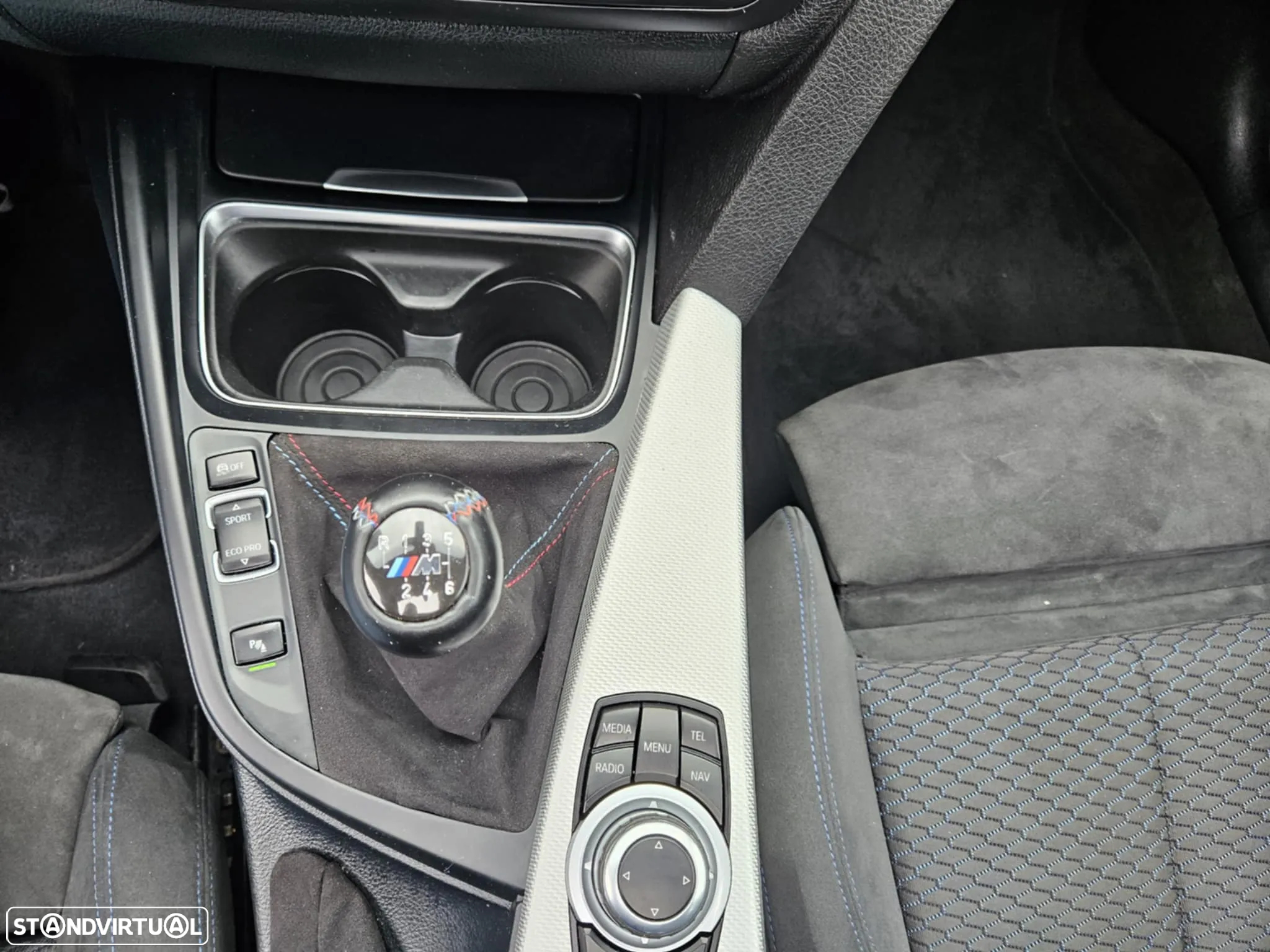 BMW 318 d Touring Pack M - 25