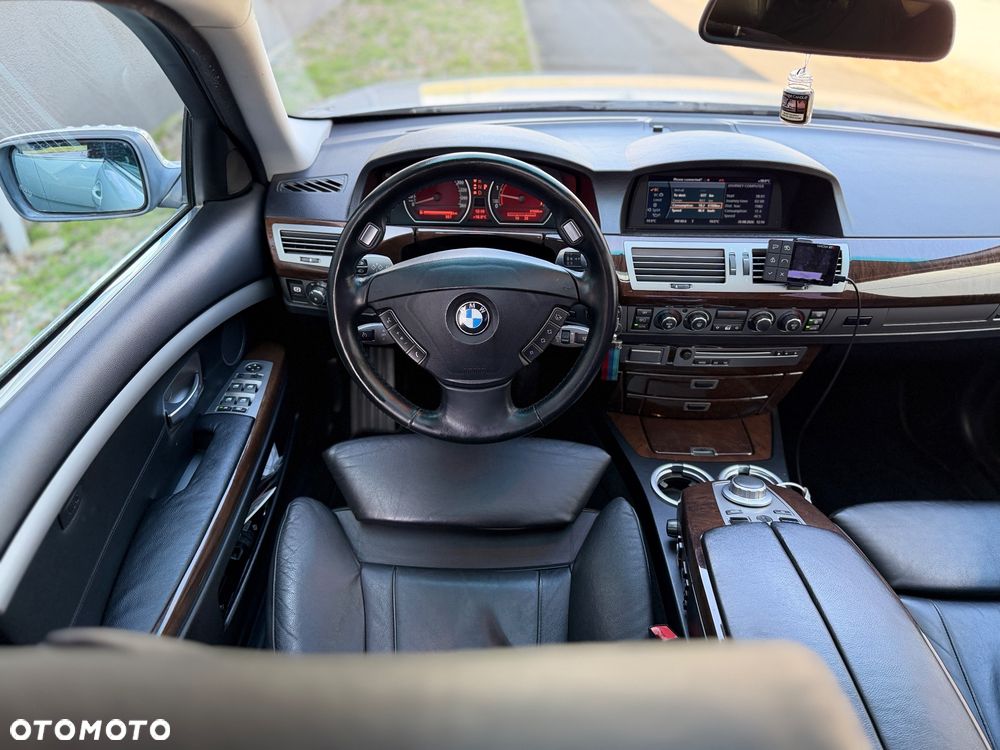 BMW Seria 7 730d - 17