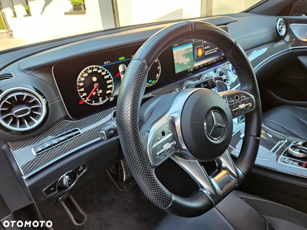 Mercedes-Benz CLS - 23