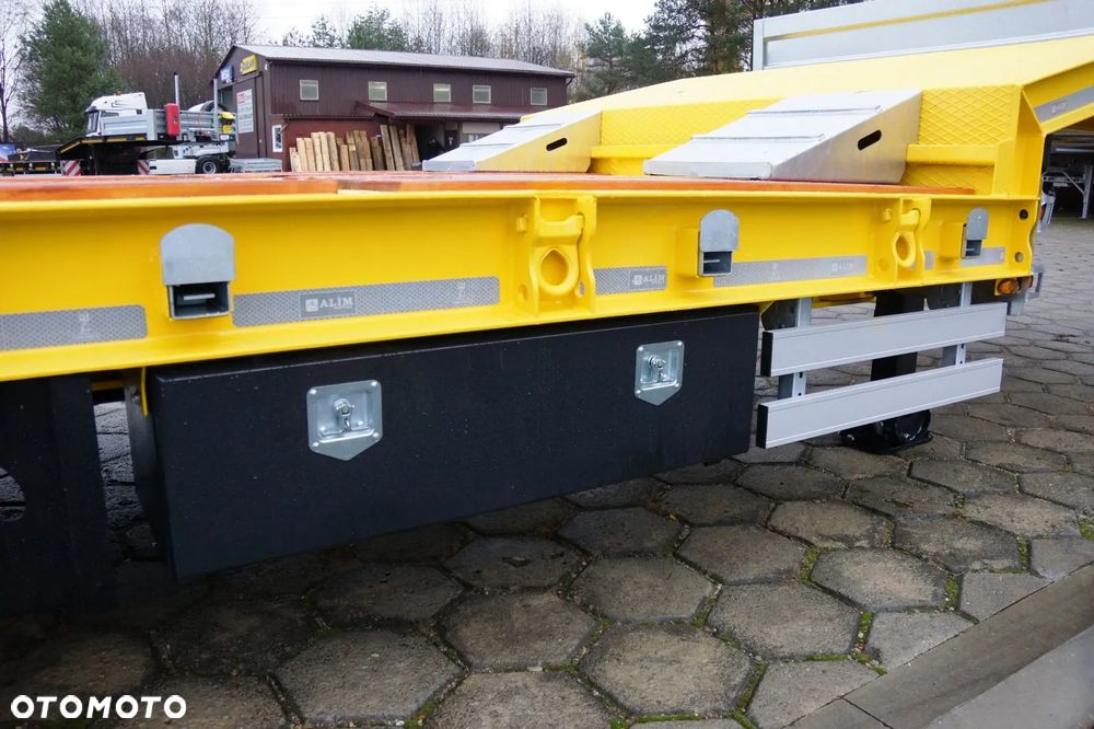 Inny NISKOPODWOZIOWA 4 OSIOWA - 13.600MM - ŁADOWNOŚĆ BEZ POZWOLEŃ 40T - 16