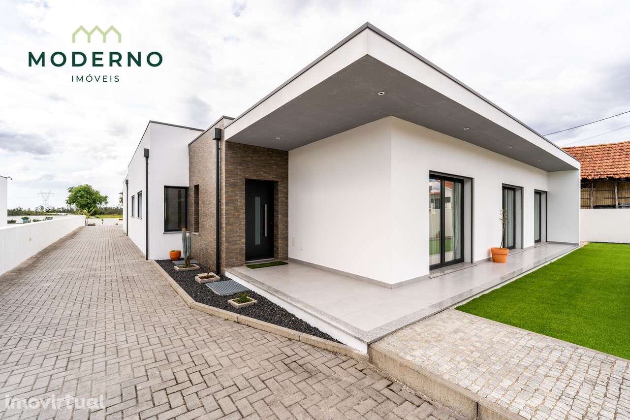 Moradia T3 Semi-Nova com 3 Suítes – Antões, Louriçal, Pombal - Grande imagem: 2/53