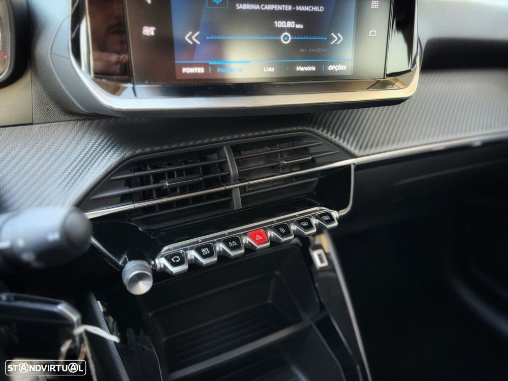 Peugeot 208 1.2 PureTech Active - 19