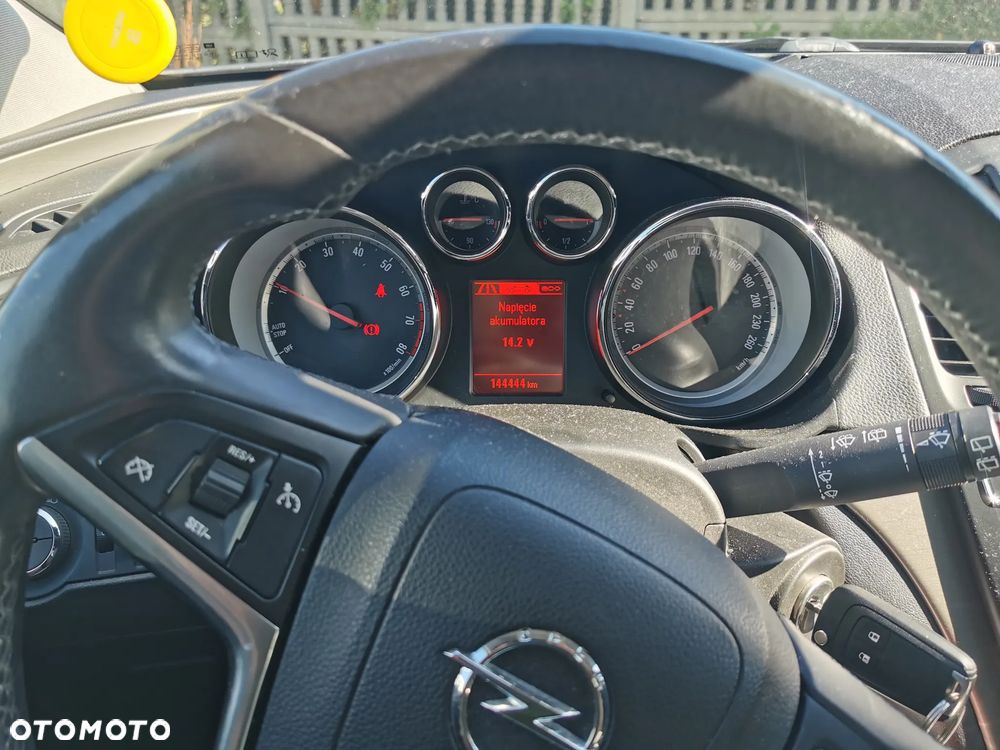 Opel Insignia 1.4 T Cosmo S&S - 16