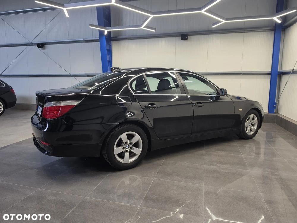 BMW Seria 5 520d Special Edition - 10