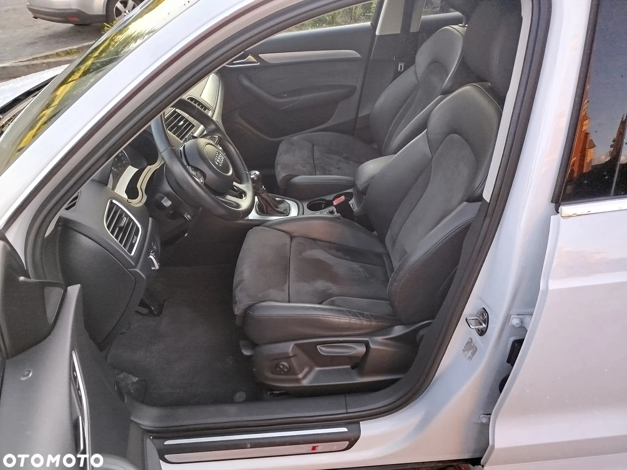 Audi Q3 2.0 TDI Edycja Specjalna - 13