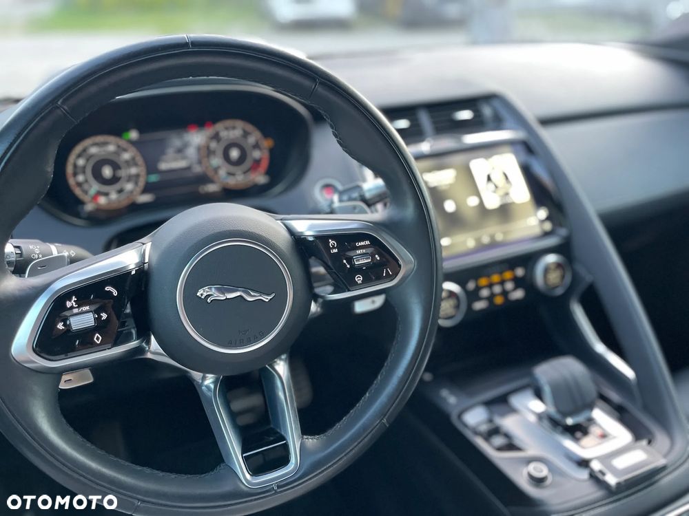 Jaguar E-Pace 2.0 P300 mHEV AWD 300 Sport - 21