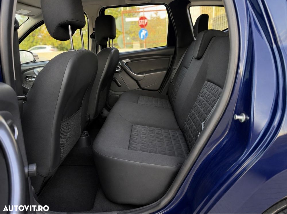 Dacia Duster 1.6 4x2 Laureate - 8
