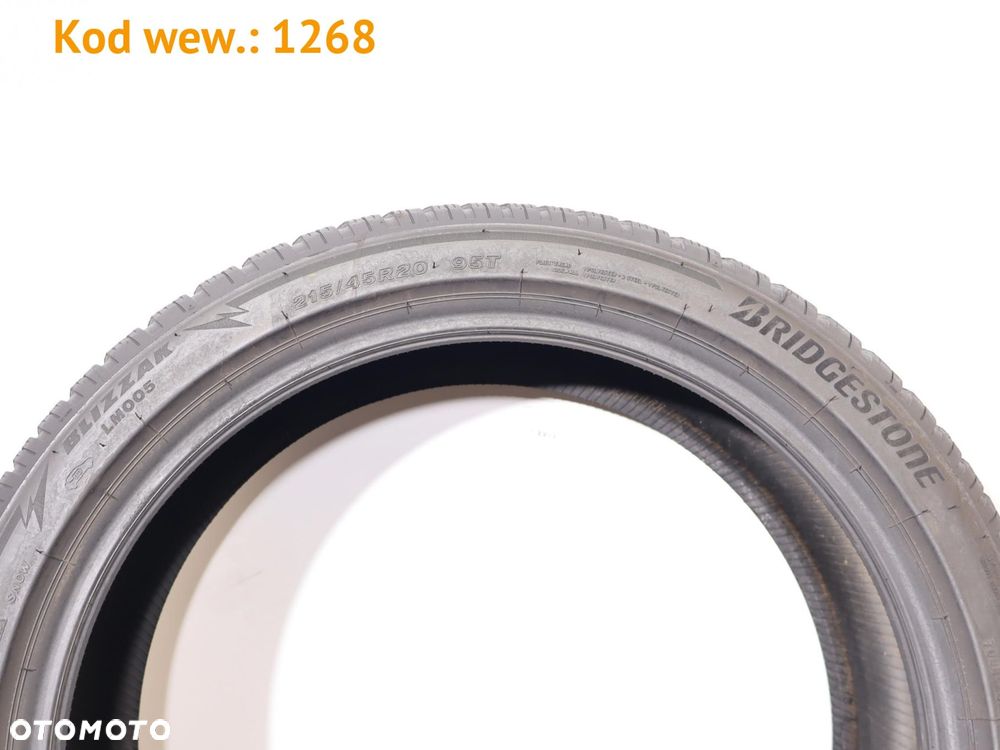 Bridgestone Blizzak LM005 - 215/45 R20 - 4