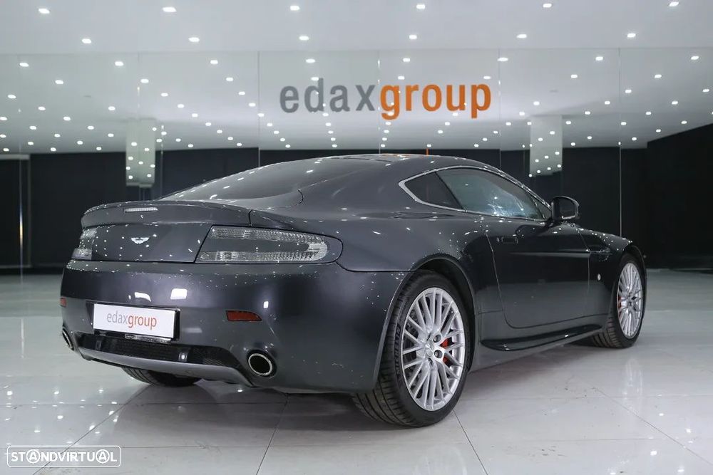 Aston Martin Vantage Coupé V8 Sportshift — fotografia 14