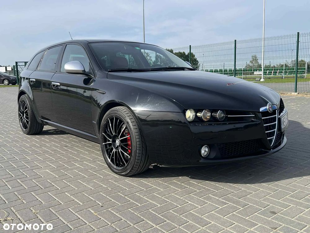 Alfa Romeo 159 - 2
