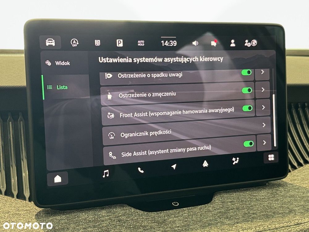 Skoda Superb 2.0 TDI SCR Selection DSG - 37