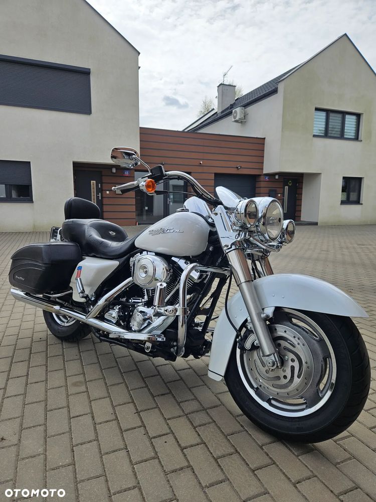 Harley-Davidson Touring Road King - 2