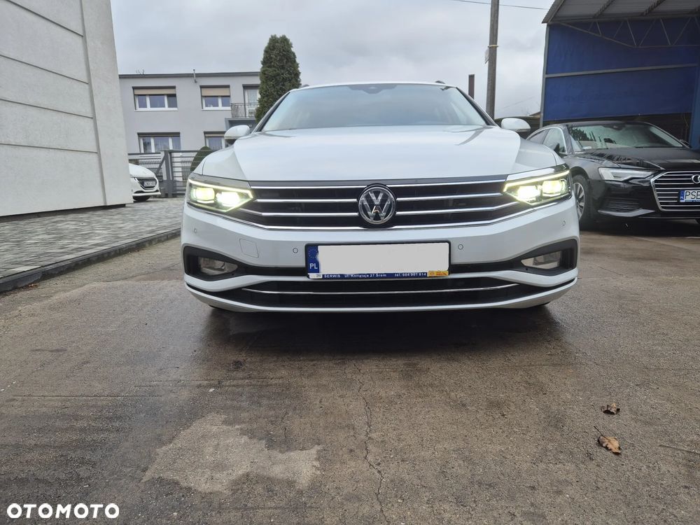 Volkswagen Passat Variant 2.0 TDI SCR DSG Business - 6