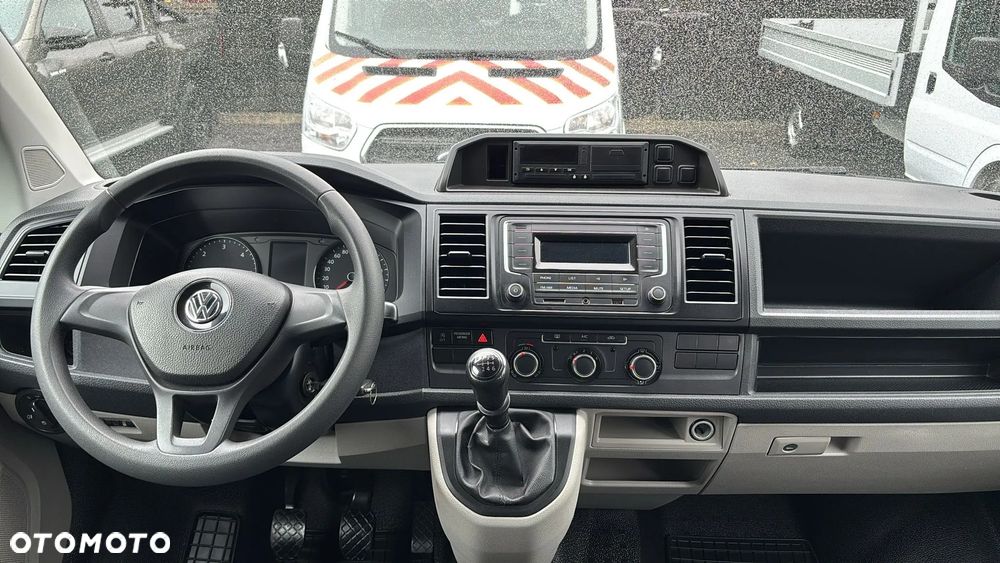 Volkswagen Transporter - 26
