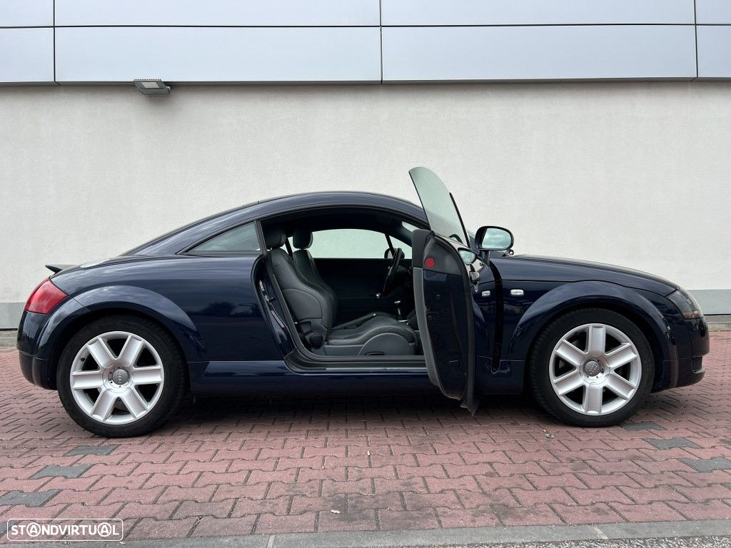 Audi TT Coupé 1.8 T S-line - 32