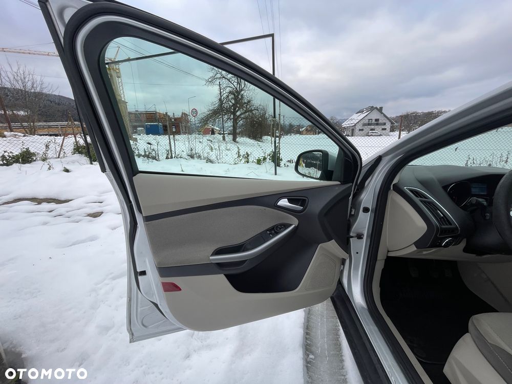 Ford Focus 1.6 TDCi DPF SYNC Edition - 7