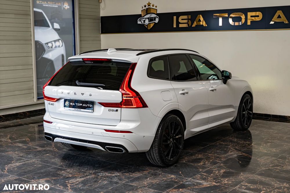 Volvo XC 60 D5 AWD Geartronic RDesign - 17