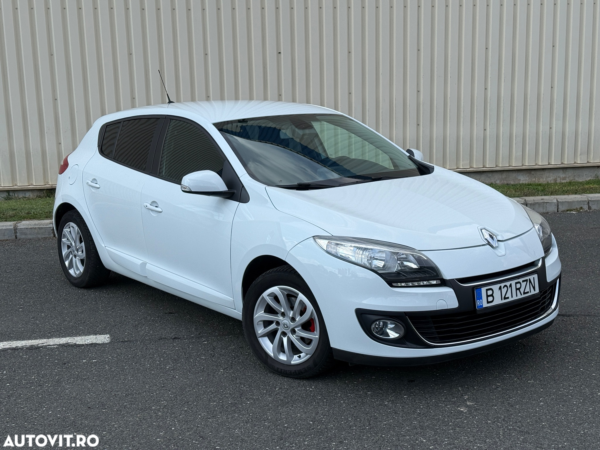 Renault Megane ENERGY TCe 130 BUSINESS - 2