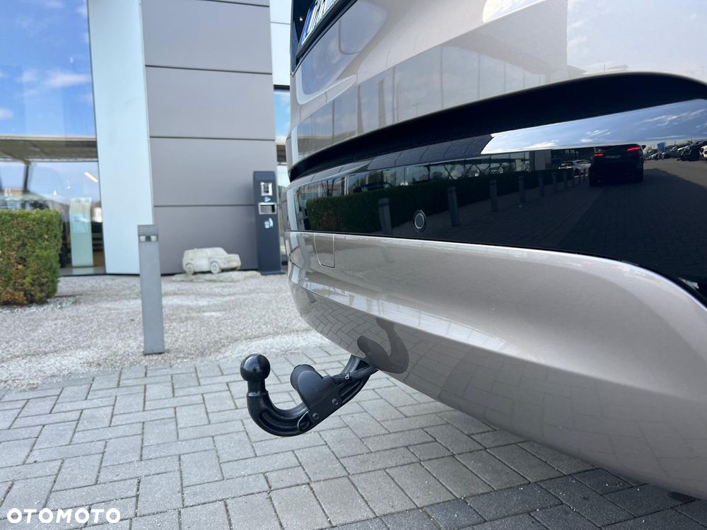 Land Rover Discovery 3.0 D350 mHEV Dynamic HSE - 9