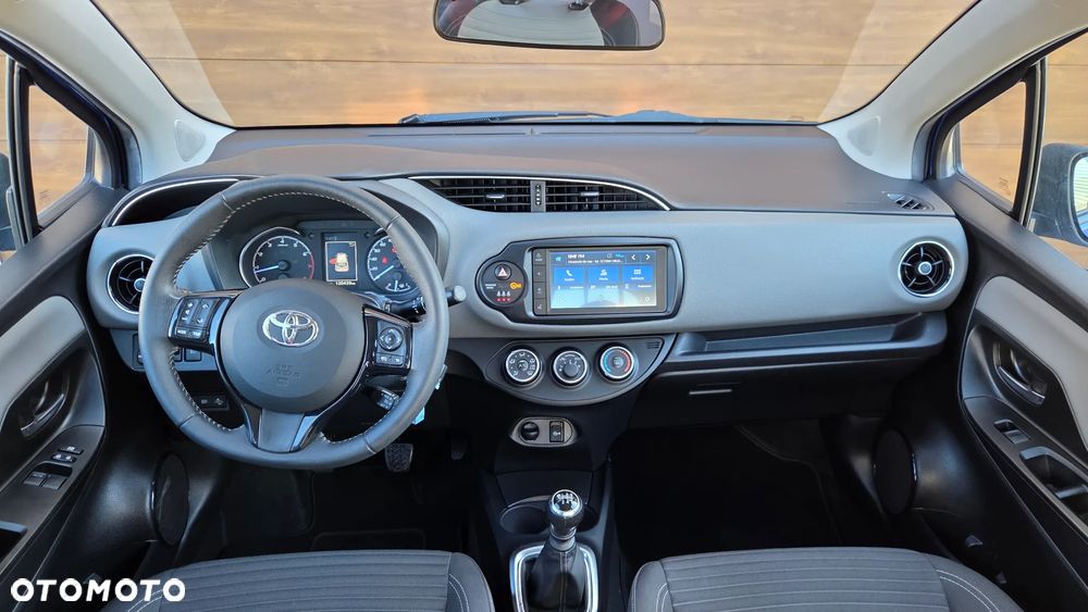 Toyota Yaris 1.5 Active - 17
