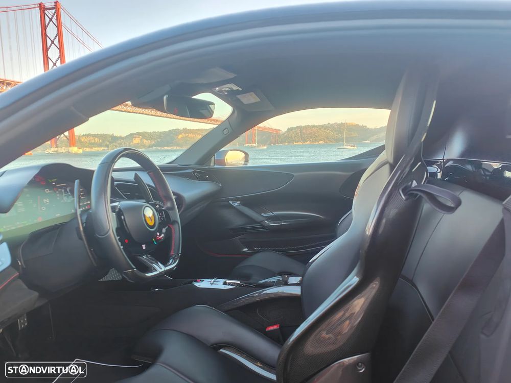 Ferrari SF90 Stradale Fiorano - 14