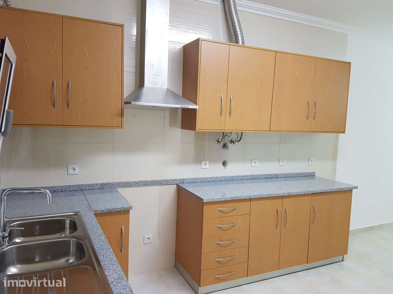 Moradia nova pronta habitar - Grande imagem: 5/28
