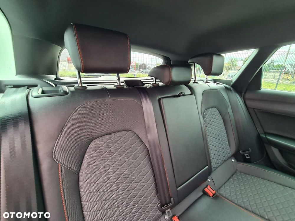 Seat Leon 1.5 eTSI FR DSG - 37