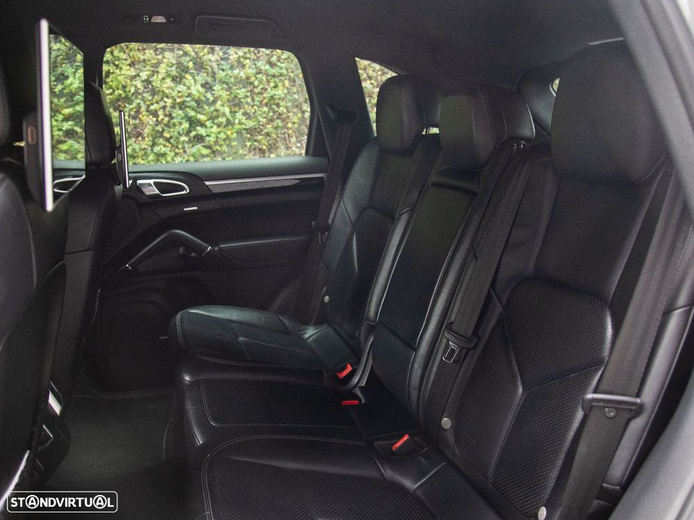 Porsche Cayenne II - 20