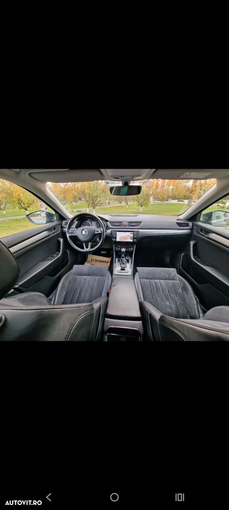 Skoda Superb 2.0 TDI DSG Premium Edition - 17