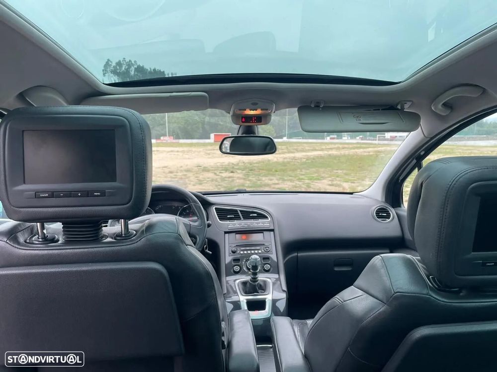 Peugeot 5008 - 15